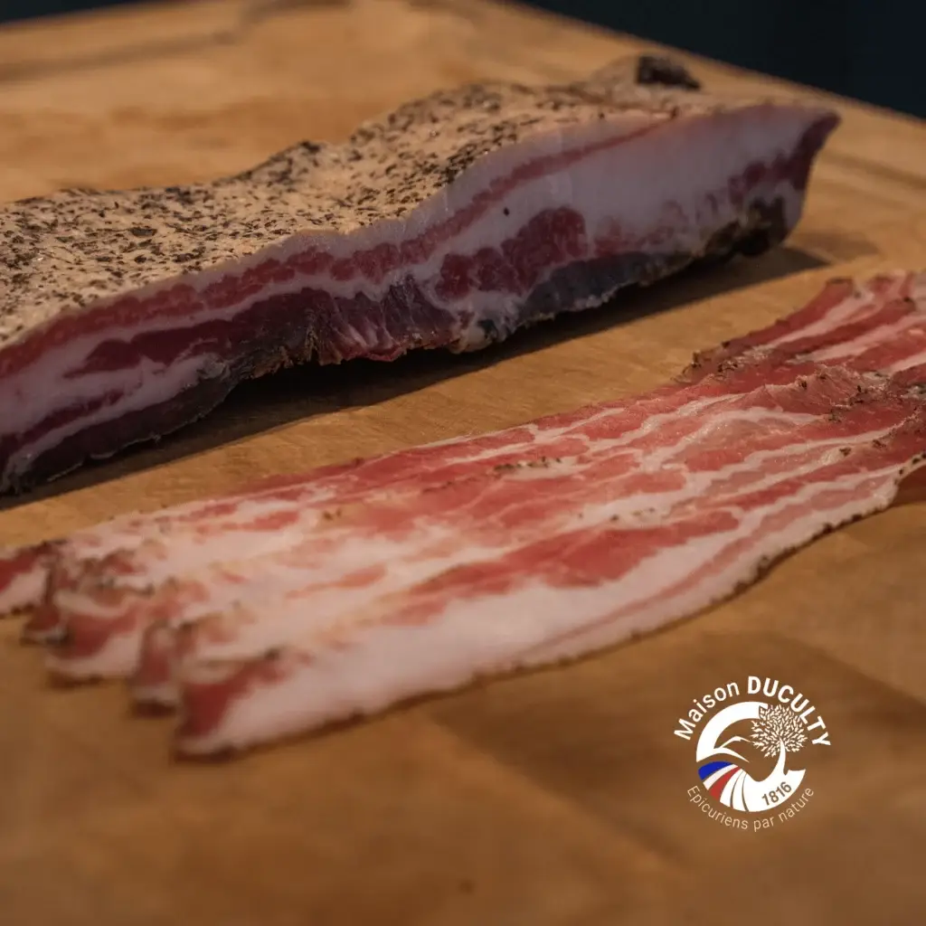 Poitrine séchée Maison DUCULTY tranchée, charcuterie artisanale de porc, salaison traditionnelle